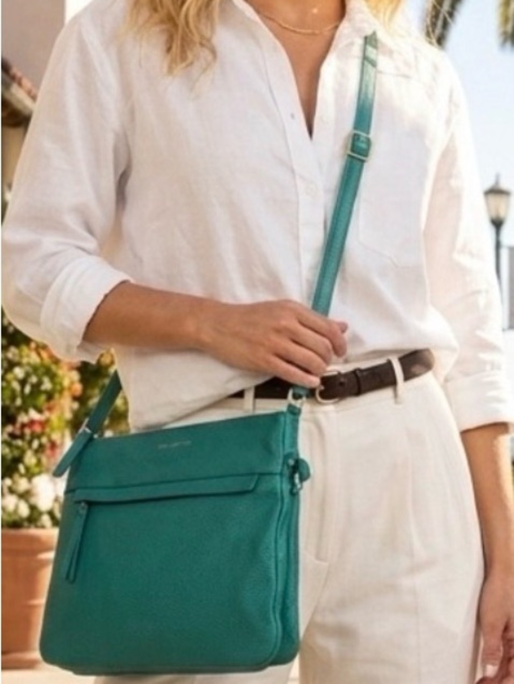Vera Bradley Teal Pebbled Leather Crossbody Bag Adjustable Strap NWOT